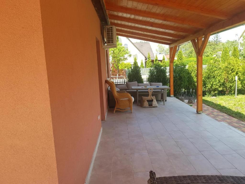 Villa Rajmund Vendeghaz Balatonkeresztúr Esterno foto